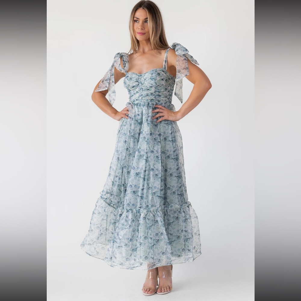 Elegant Blue Floral Dress